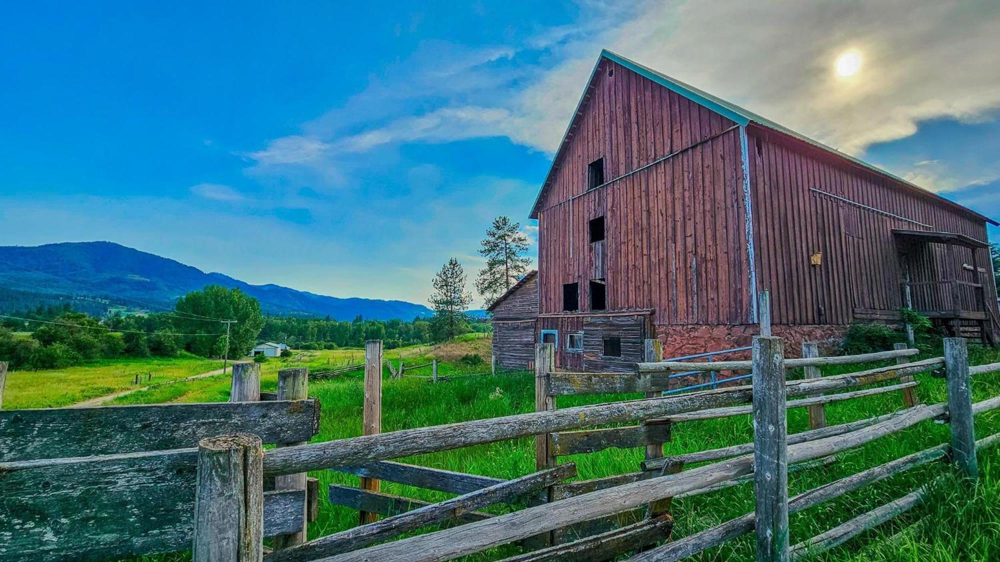 Gardenview Estate Bed And Breakfast Kettle Falls Екстериор снимка